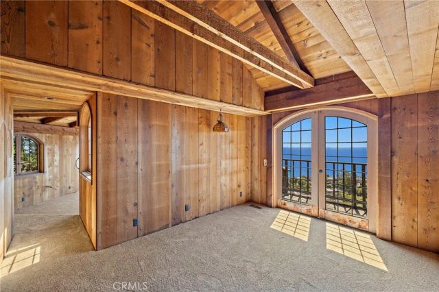 2147 Crestview, Laguna Beach, CA 92651