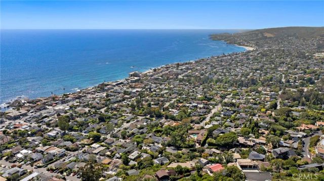 2147 Crestview, Laguna Beach, CA 92651