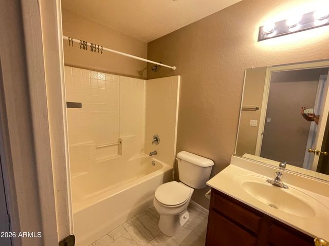 5910 S 32ND Avenue, Phoenix, AZ 85041