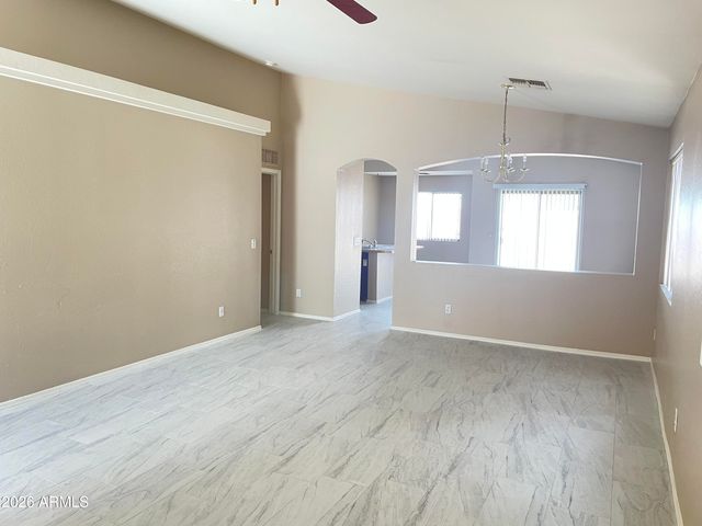 5910 S 32ND Avenue, Phoenix, AZ 85041