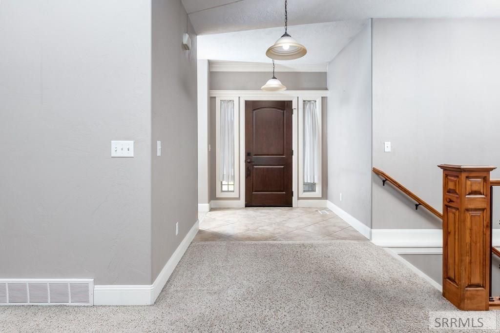 Image 12 of property listing at 2054 S Castelli Drive, Ammon, ID 83401