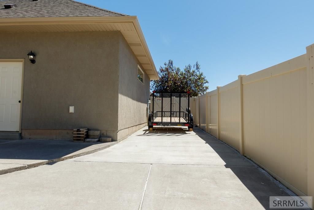 Image 46 of property listing at 2054 S Castelli Drive, Ammon, ID 83401