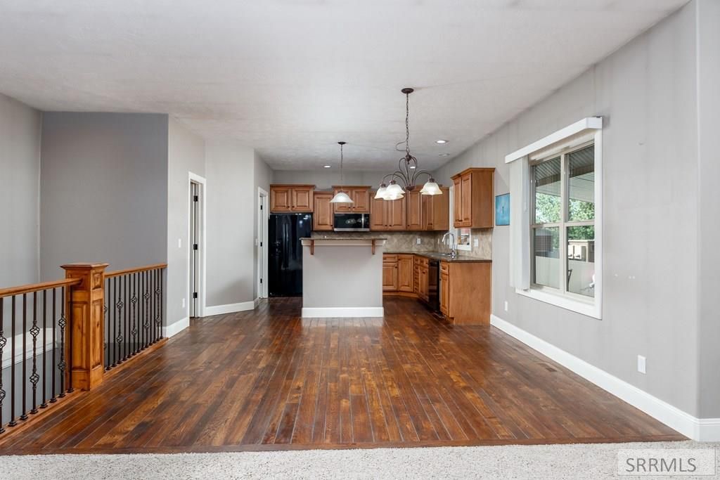 Image 6 of property listing at 2054 S Castelli Drive, Ammon, ID 83401