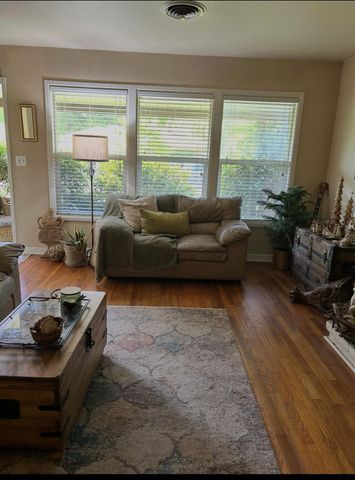 2060 Middlefield Ave, Stockton, CA 95204