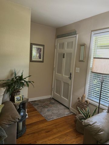 2060 Middlefield Ave, Stockton, CA 95204