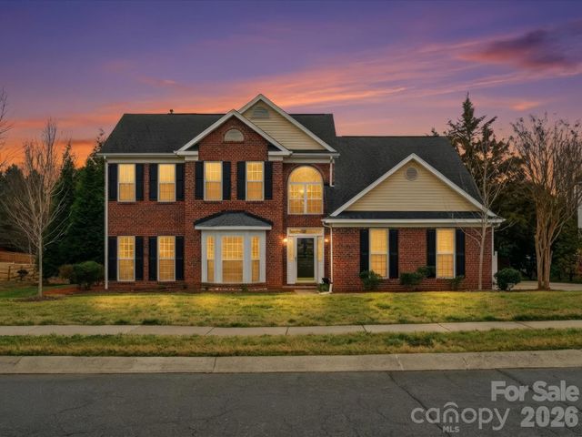 6017 Lowergate Drive, Waxhaw, NC 28173