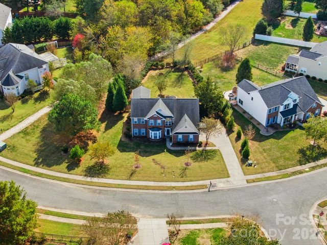 6017 Lowergate Drive, Waxhaw, NC 28173