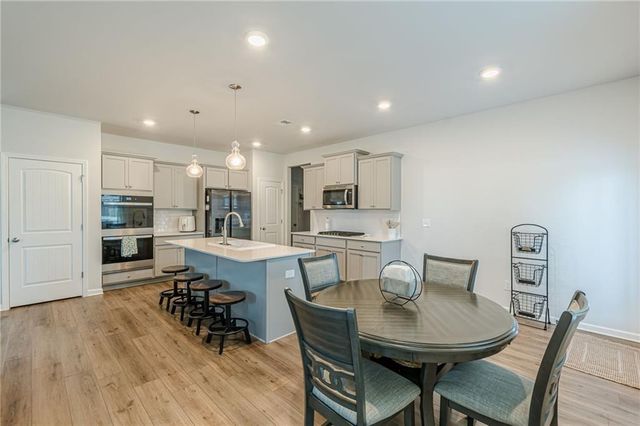 4010 Diane Lane, Fayetteville, GA 30214