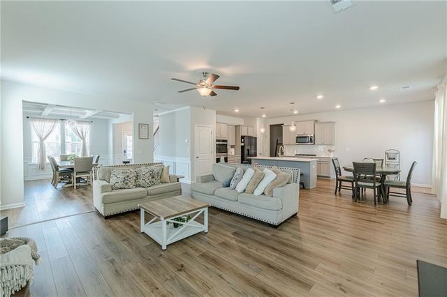 4010 Diane Lane, Fayetteville, GA 30214