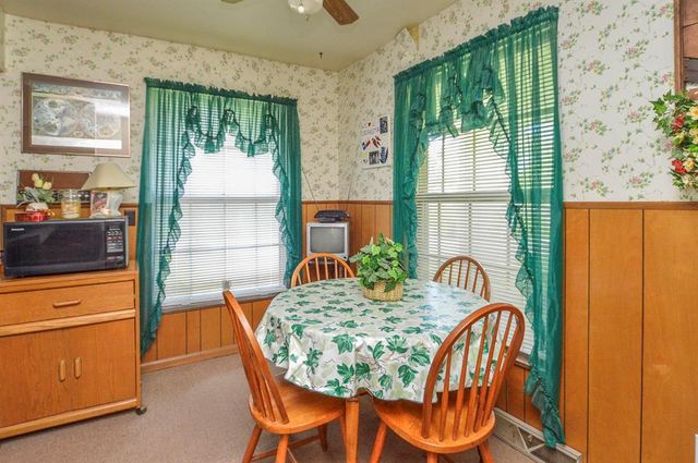 100 Hollandia Drive, Fairview Heights, IL 62208