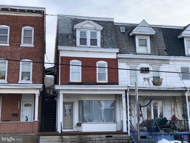 1903 W MARKET ST, Pottsville, PA 17901
