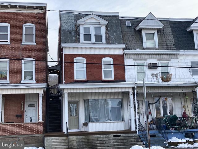 1903 W MARKET ST, Pottsville, PA 17901