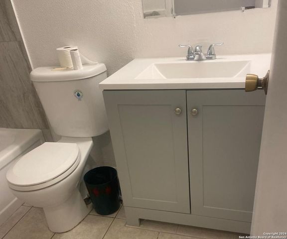 754 Clearview Dr, San Antonio, TX 78228