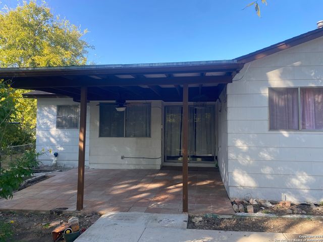 754 Clearview Dr, San Antonio, TX 78228