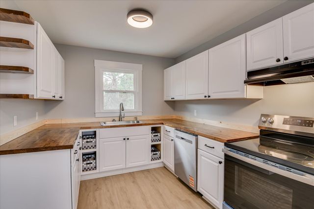 427 Ascauga Lake Road, Graniteville, SC 29829