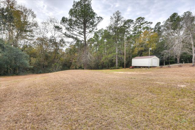 427 Ascauga Lake Road, Graniteville, SC 29829