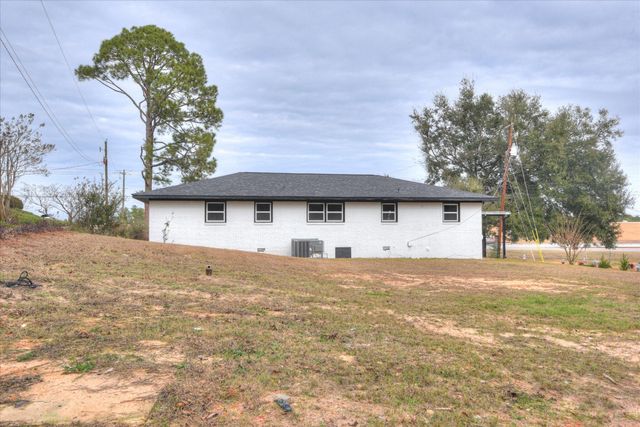 427 Ascauga Lake Road, Graniteville, SC 29829