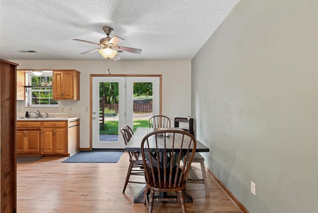 901 W PRAIRIEVIEW DR, Columbia, MO 65202