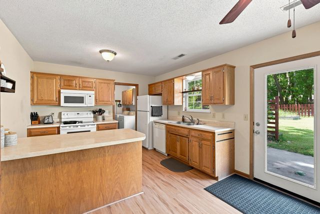 901 W PRAIRIEVIEW DR, Columbia, MO 65202
