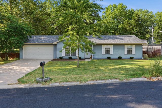 901 W PRAIRIEVIEW DR, Columbia, MO 65202