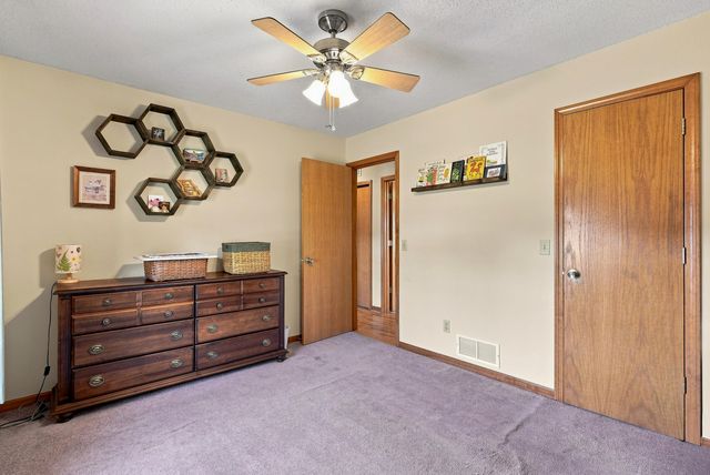 901 W PRAIRIEVIEW DR, Columbia, MO 65202