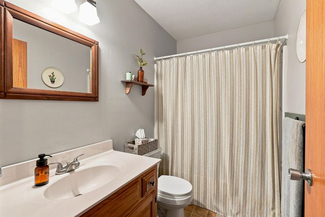 901 W PRAIRIEVIEW DR, Columbia, MO 65202