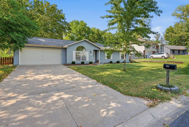 901 W PRAIRIEVIEW DR, Columbia, MO 65202