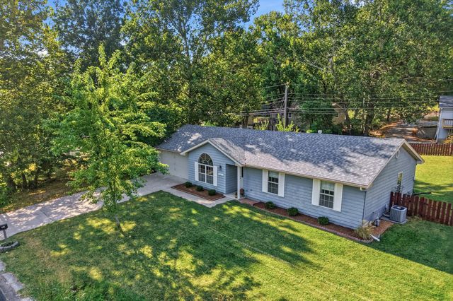 901 W PRAIRIEVIEW DR, Columbia, MO 65202