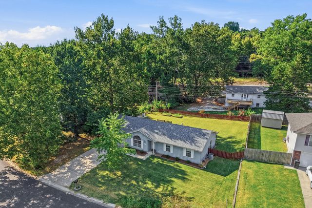 901 W PRAIRIEVIEW DR, Columbia, MO 65202