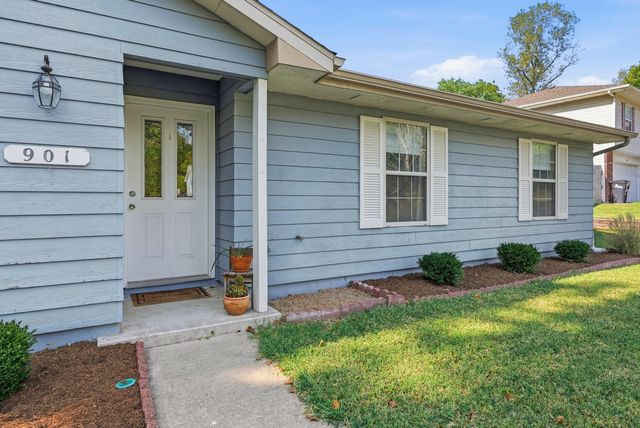 901 W PRAIRIEVIEW DR, Columbia, MO 65202