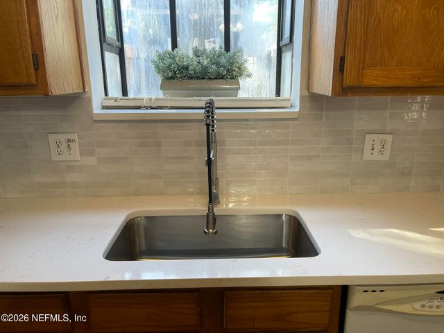 2002 FIRST Street, Neptune Beach, FL 32266