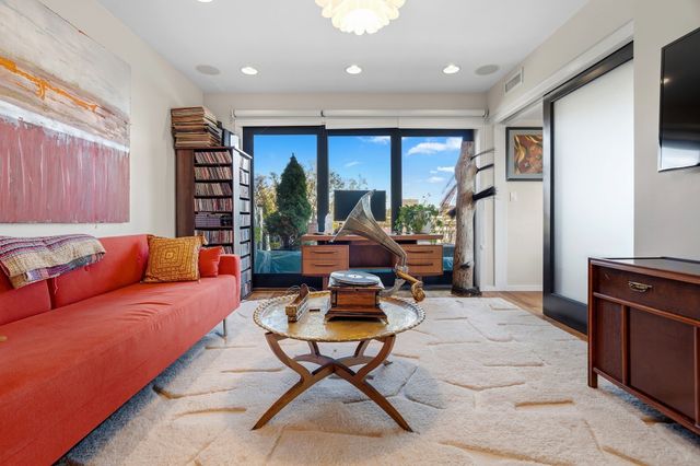 79 Chandler Street PH, Boston, MA 02116