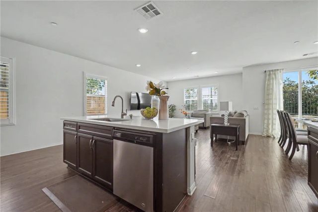 821 Parisa, Upland, CA 91786