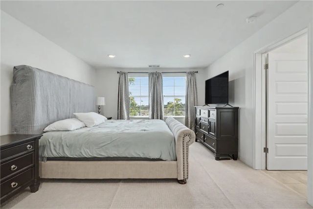 821 Parisa, Upland, CA 91786