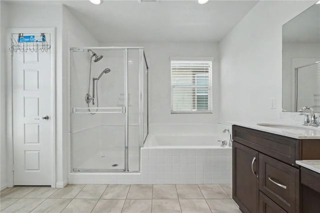 821 Parisa, Upland, CA 91786