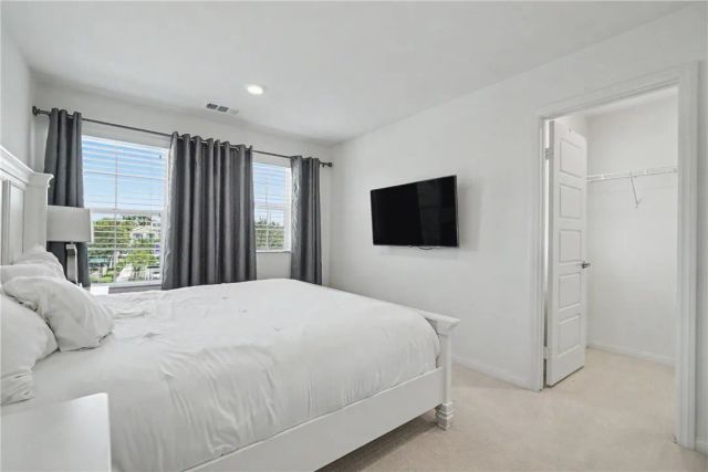 821 Parisa, Upland, CA 91786