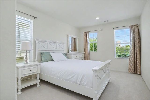 821 Parisa, Upland, CA 91786
