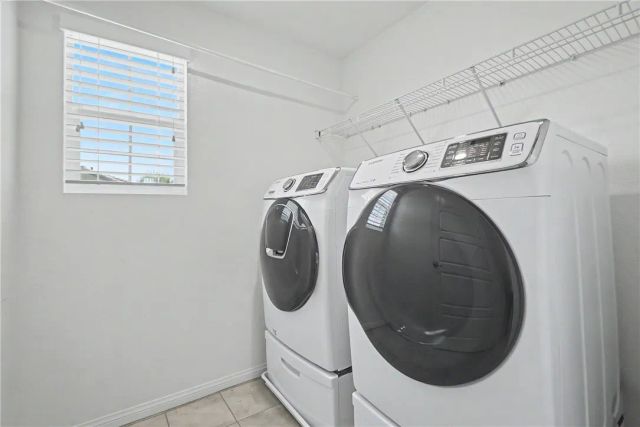 821 Parisa, Upland, CA 91786