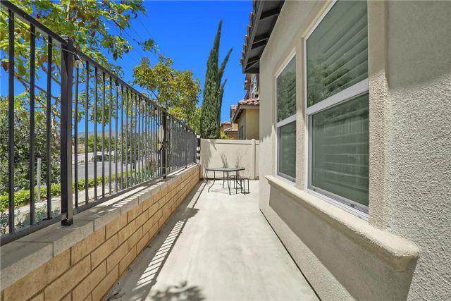 821 Parisa, Upland, CA 91786