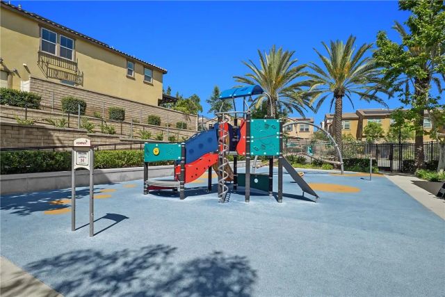 821 Parisa, Upland, CA 91786