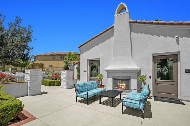 821 Parisa, Upland, CA 91786