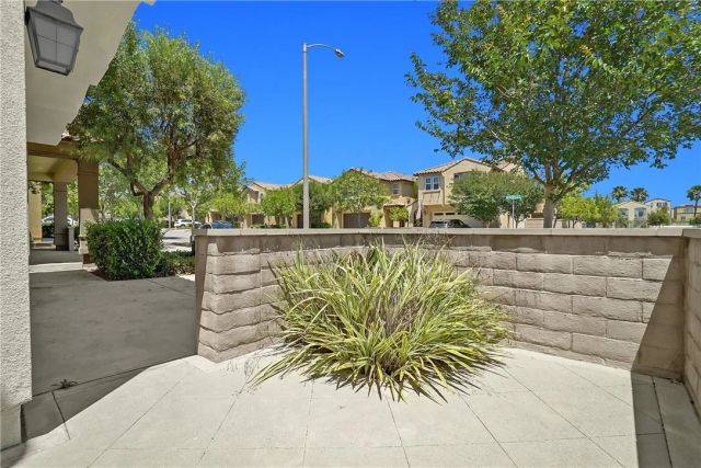 821 Parisa, Upland, CA 91786