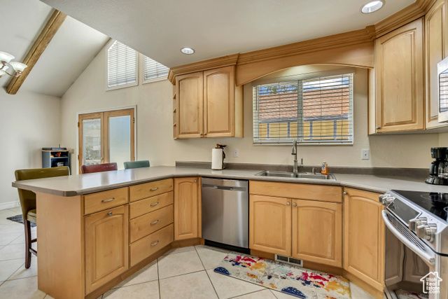 11915 S OAKRIDGE RD, Sandy, UT 84094