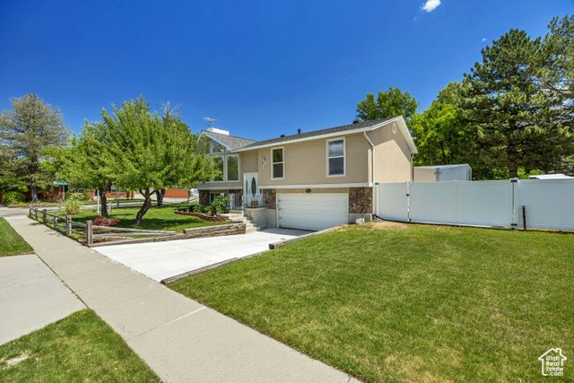 11915 S OAKRIDGE RD, Sandy, UT 84094