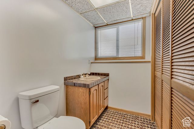 11915 S OAKRIDGE RD, Sandy, UT 84094