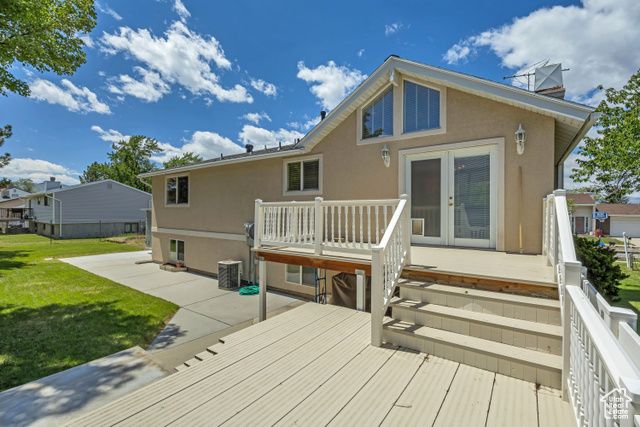 11915 S OAKRIDGE RD, Sandy, UT 84094