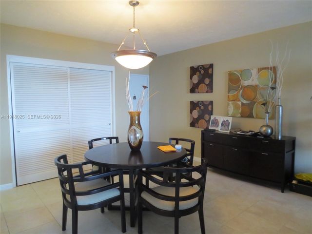 3000 S Ocean Dr 904, Hollywood, FL 33019