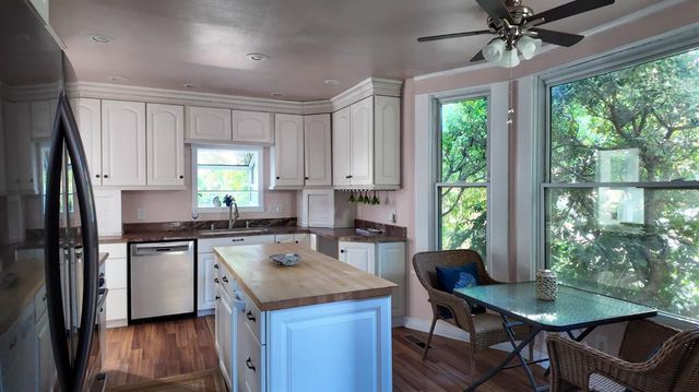 636 Joaquin St, Lodi, CA 95240