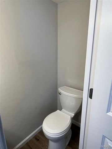 506 Broadmoor Drive, Chesterfield, MO 63017