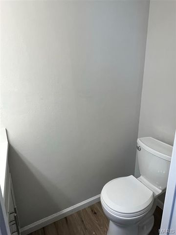 506 Broadmoor Drive, Chesterfield, MO 63017